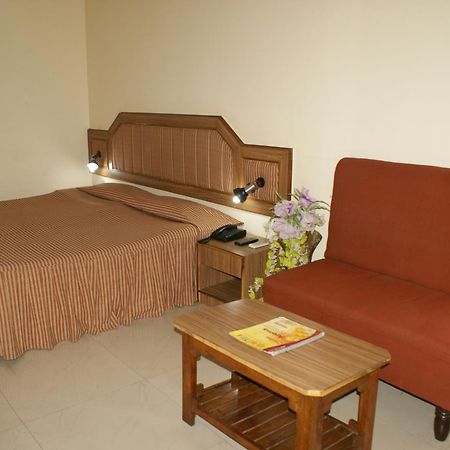 Hotel Lara India Varanasi Ngoại thất bức ảnh